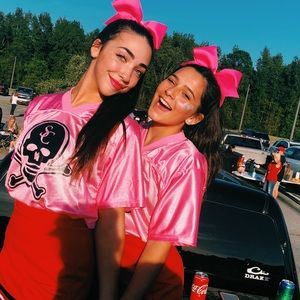 Meet your Posher, Maya